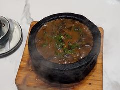 -梅利汴京烤鸭•开封豫菜地标店(东大街店)