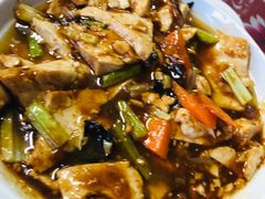 -何适山庄 ·可团建(水长城P2停车场店)