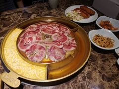 -猪啊牛呀羊啊铜盘烤肉(正大广场店)