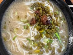 -花溪巷牛肉粉(泉城路店)