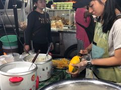 -芒果糯米饭摊子