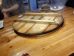 -咱屯子铁锅炖直营店(保利店)