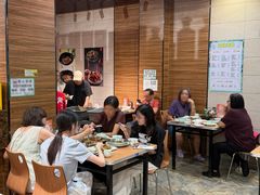 -荣基四海一家·家常菜·海鲜大排档(新安店)