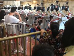 -七彩云南欢乐世界