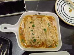 -许哥东北烧烤·铁丳烤串·宫后夹肉(繁花中心店)