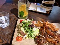 -The Cheebat 锌吧·Bistro(体育西店)