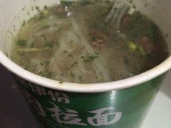 -来伊份(仙霞路五店)