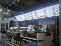 -陇上全荟兰州传统牛肉面(延吉路店)