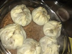 -严氏重油烧麦(民权路店)