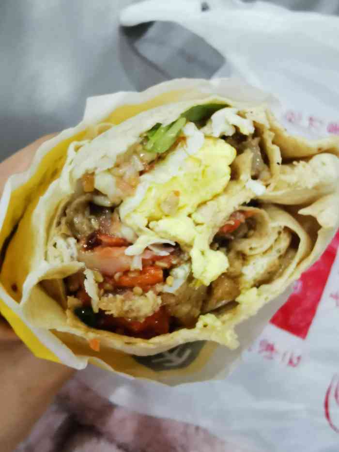 于飞成卷饼61炸串王(吴中万达店)-"今日份吃个幸福的卷饼, 舌尖上的