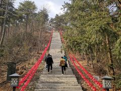 -天姥山