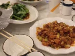 -鑫巴蜀小镇 · 水煮鱼专研店(玉桥店)