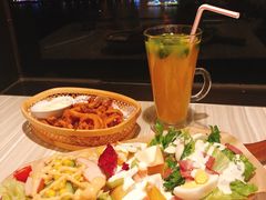 -必胜客(海滨店)