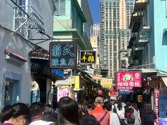 -老day牛杂(官也街总店)