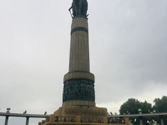 -人民防洪胜利纪念塔