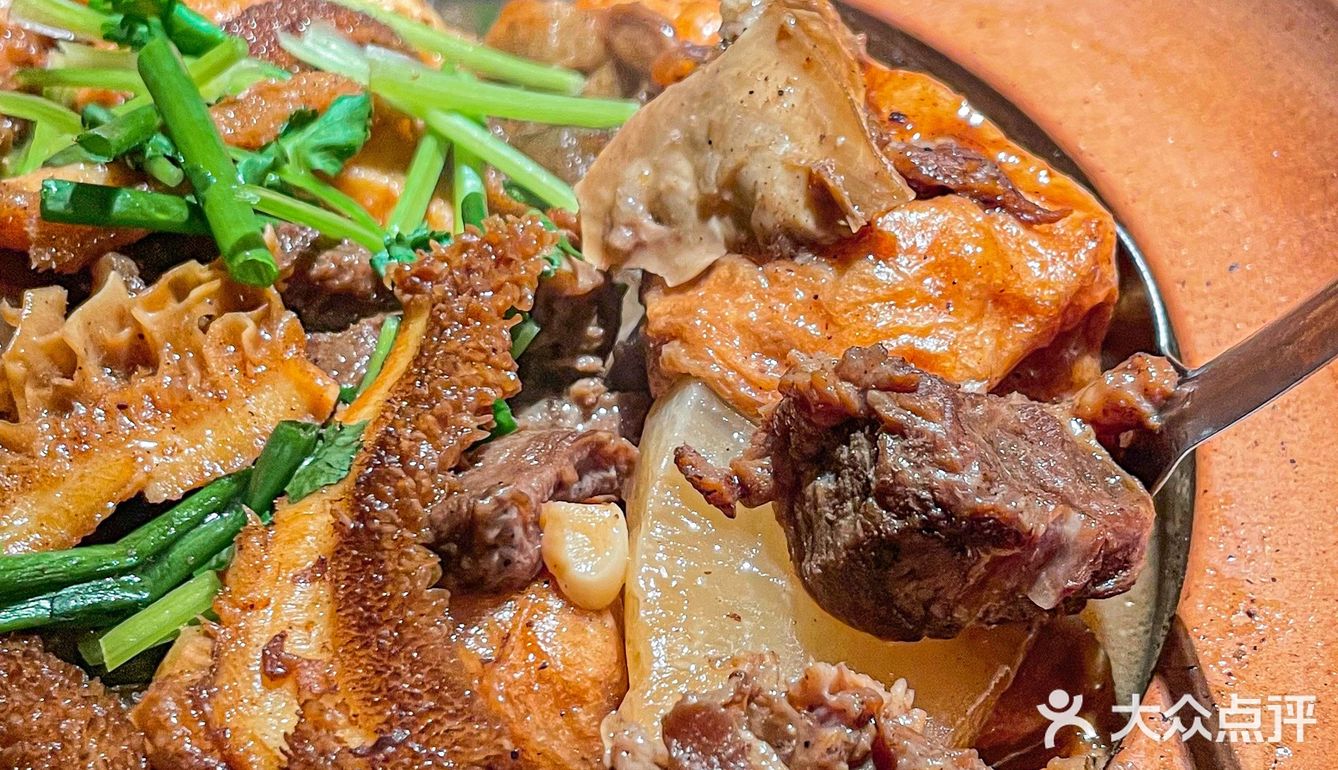 广州美食‼️超正牛杂煲！你确定不来试试⁉️
