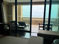 -海南清水湾莱佛士酒店