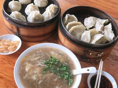 -罗卜李包子羊肉汤