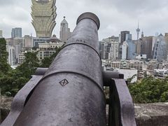 -大炮台