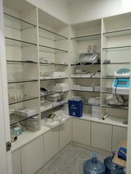 -痘院士专业祛痘皮肤管理