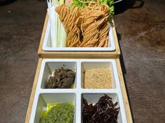 -魁盛居百年鲁菜馆(县西巷店)