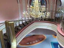 -奈尔宝家庭中心·亲子早教·派对餐厅(北京东坝万达店)