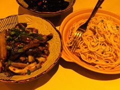 -龙门阵茶屋川菜馆(武康路店)