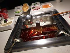 -海底捞火锅鲜切牛肉主题店(长寿路店)