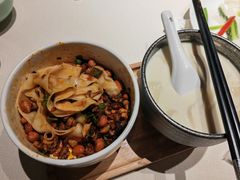 遵义豆花面-黔香阁·味(花木店)