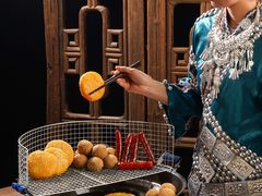 -包整·丝娃娃(一览甲秀楼风景店)