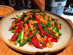 -纳鲁孜·新疆特色餐厅(上海悦荟广场店)