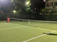 -快网网球俱乐部(长宁区金桥花园球场)