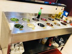 自助调料区-粤潮牛肉火锅店(江南大道店)