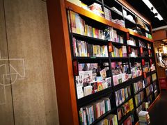 -西西弗书店&矢量咖啡(壹方购物中心店)