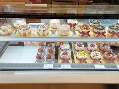 -花花卷卷·鲜食蛋糕(静安久光百货店)