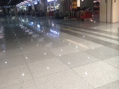 -浙江华贸鞋业服饰城