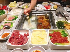-海底捞火锅鲜切牛肉主题店(长寿路店)