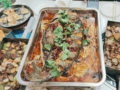 -老东镇啤酒屋海鲜加工·蒸汽海鲜·海鲜烧烤(台东店)