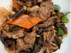 鸡枞菌炒牛肉-嘉升大排档(番禺总店)