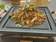 -三里屯东五街银杏大道
