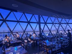 -东方明珠·空中旋转餐厅