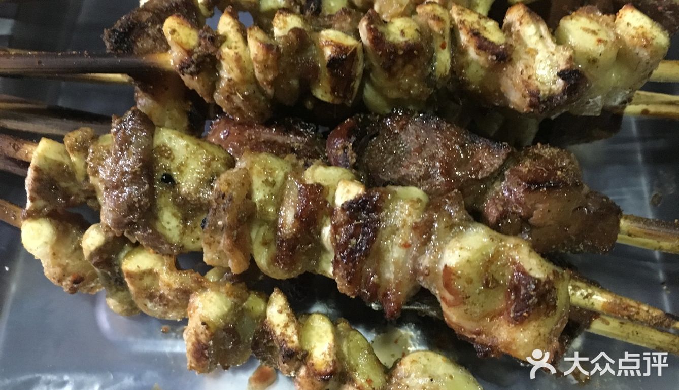 踩点儿十里河阿龙烤串