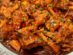 -胖哥俩肉蟹煲(湖滨银泰in77店)