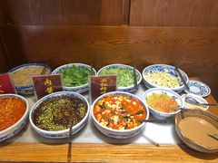 -虢国羊肉汤馆(政二街店)