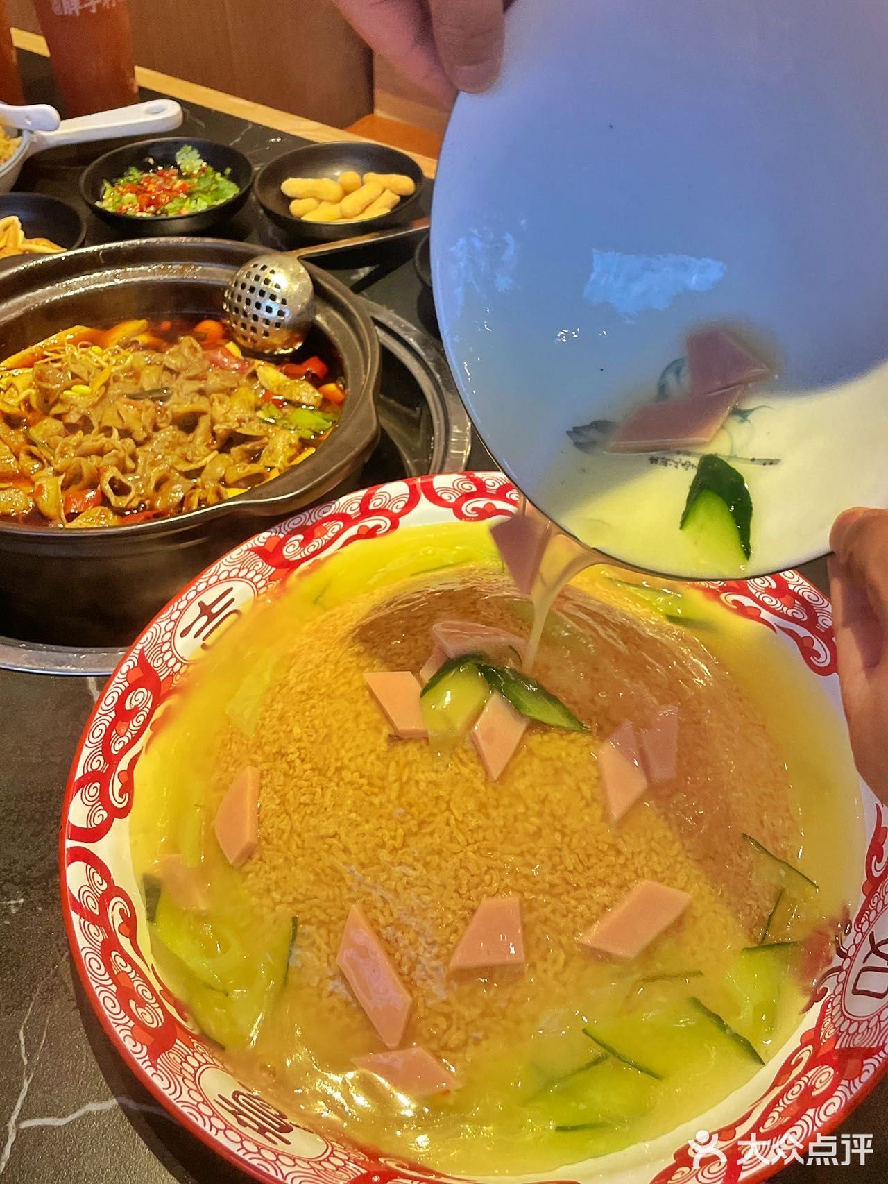 夏天怎么能不吃肥肠煲呢|火胖子肥肠煲🔥