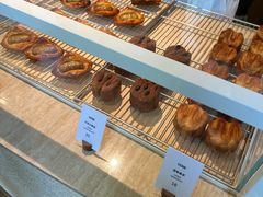-VERIE BAKEHOUSE