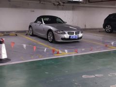 -飞洲国际广场-地下停车库