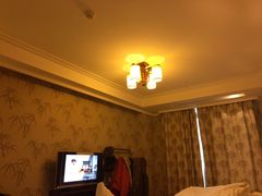 -雅戈尔富宫大酒店(观前街店)