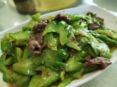 凉瓜炒牛肉-香江农家乐饭店