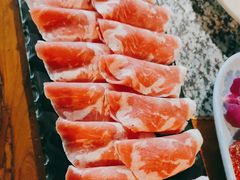 -老牌坊云南鱼豆花火锅(哈西万达店)